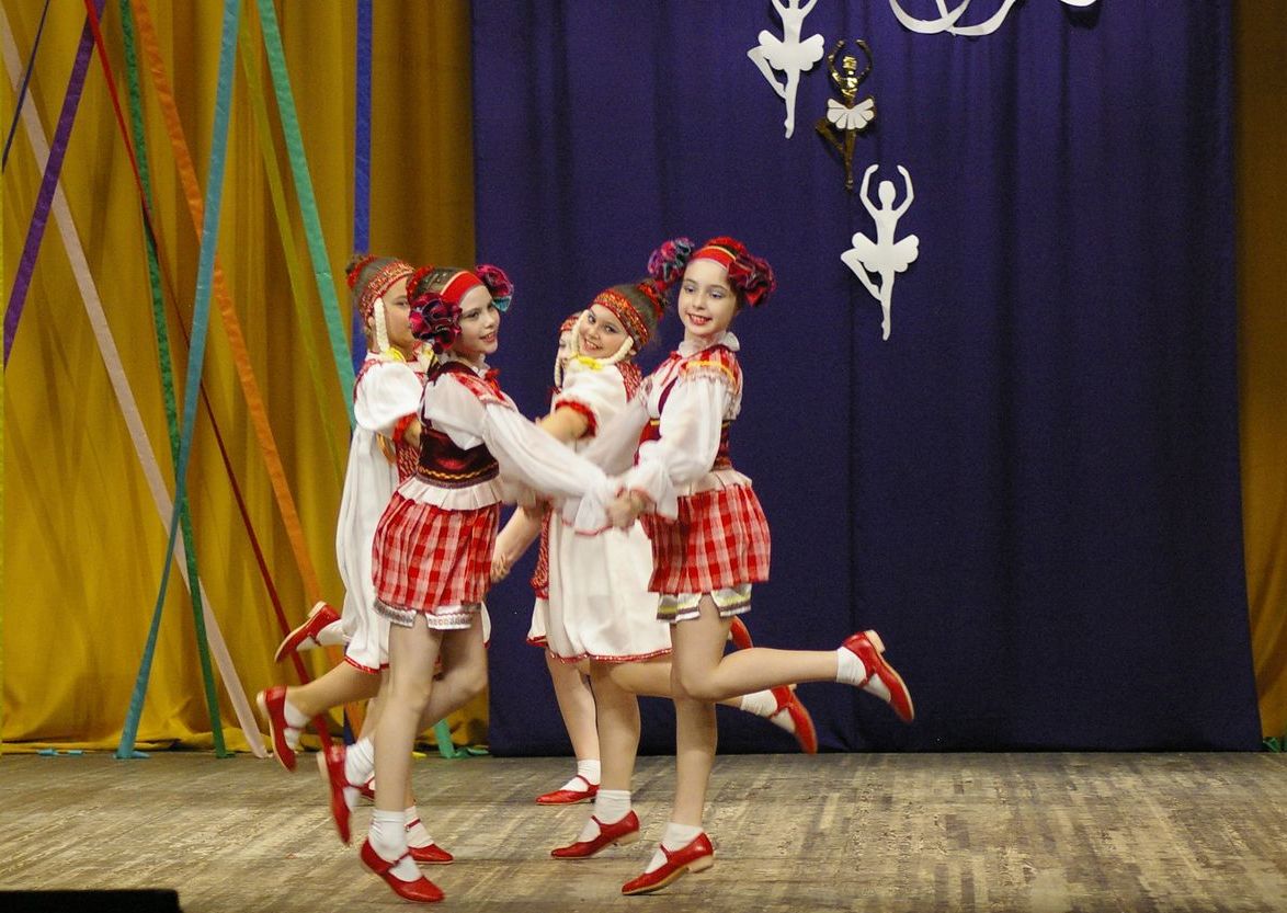 Русский танец Забава.JPG